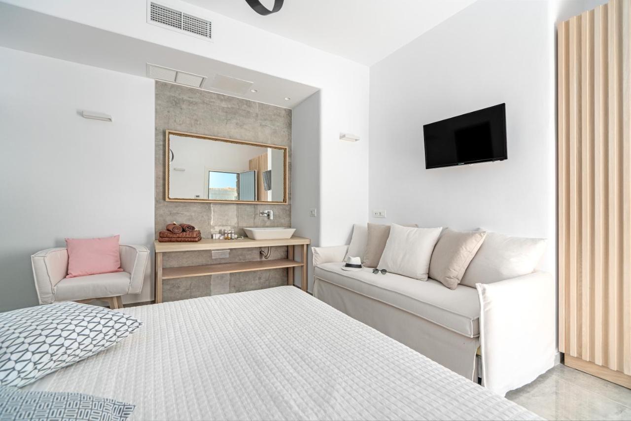 Le Ciel Suites & Villas Mykonos Town Buitenkant foto