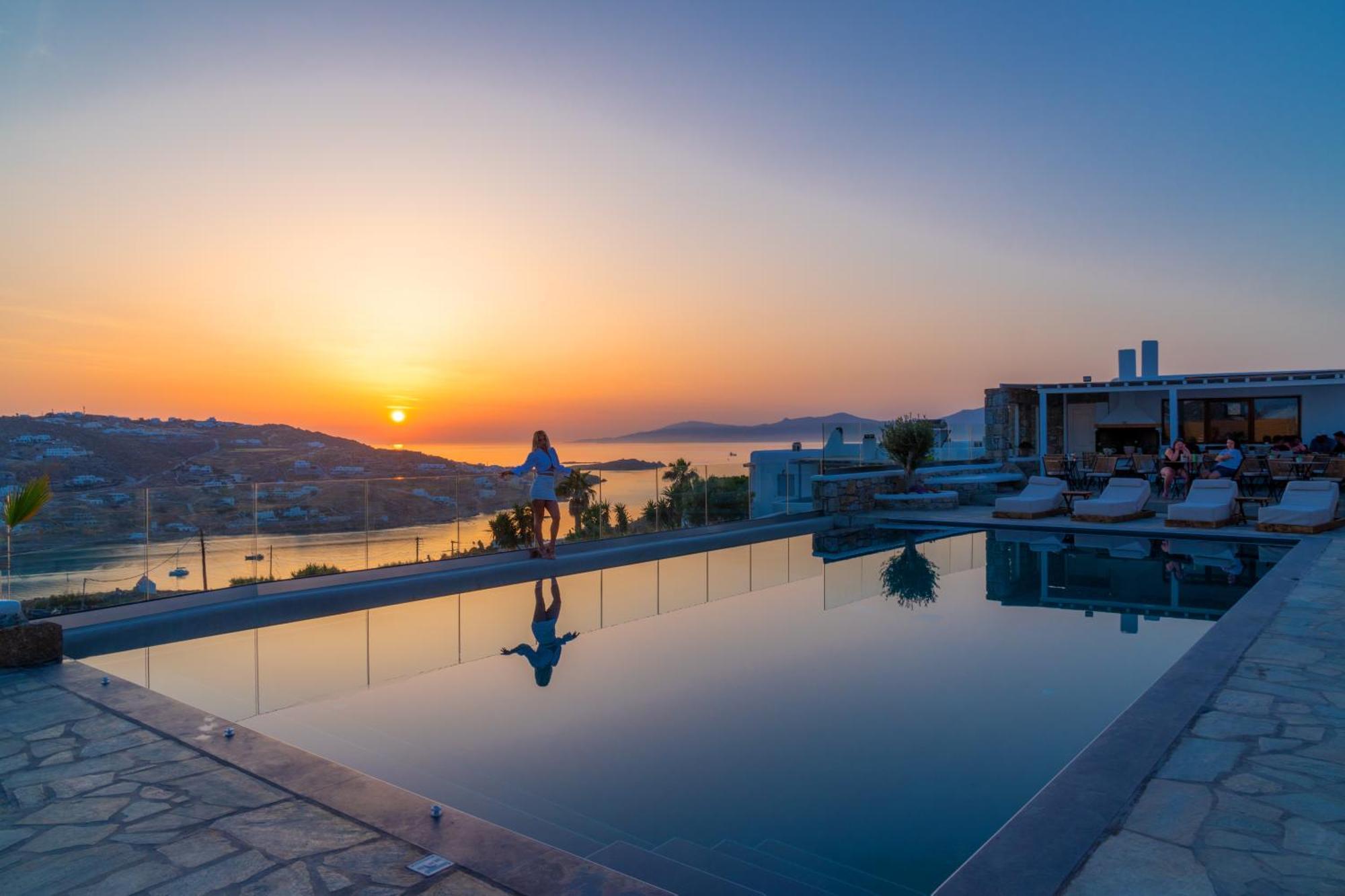 Le Ciel Suites & Villas Mykonos Town Buitenkant foto